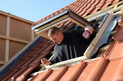 Pose de fenêtres de toit Velux à Galluis